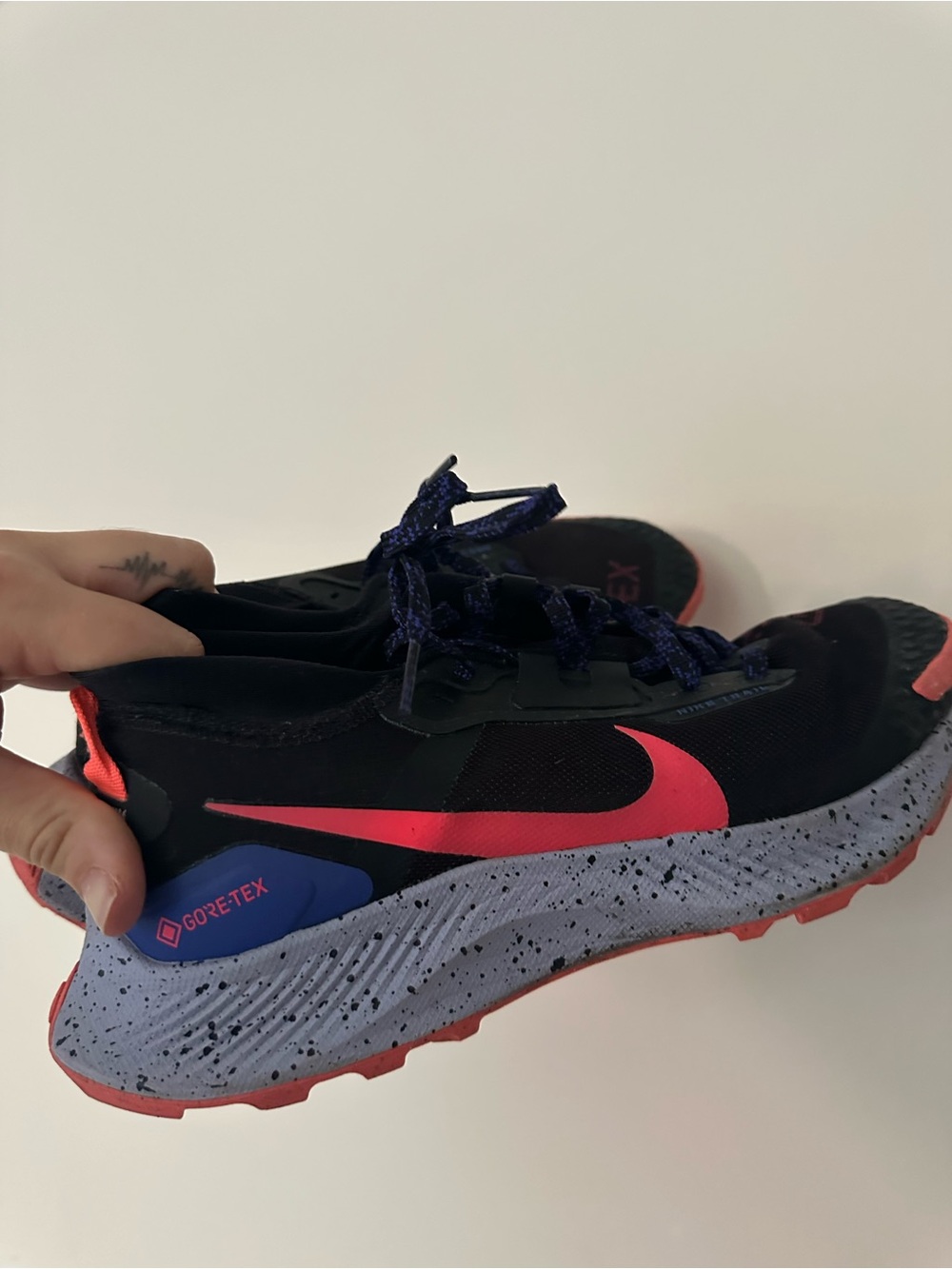 Nike Gore-Tex Trail Sneakers